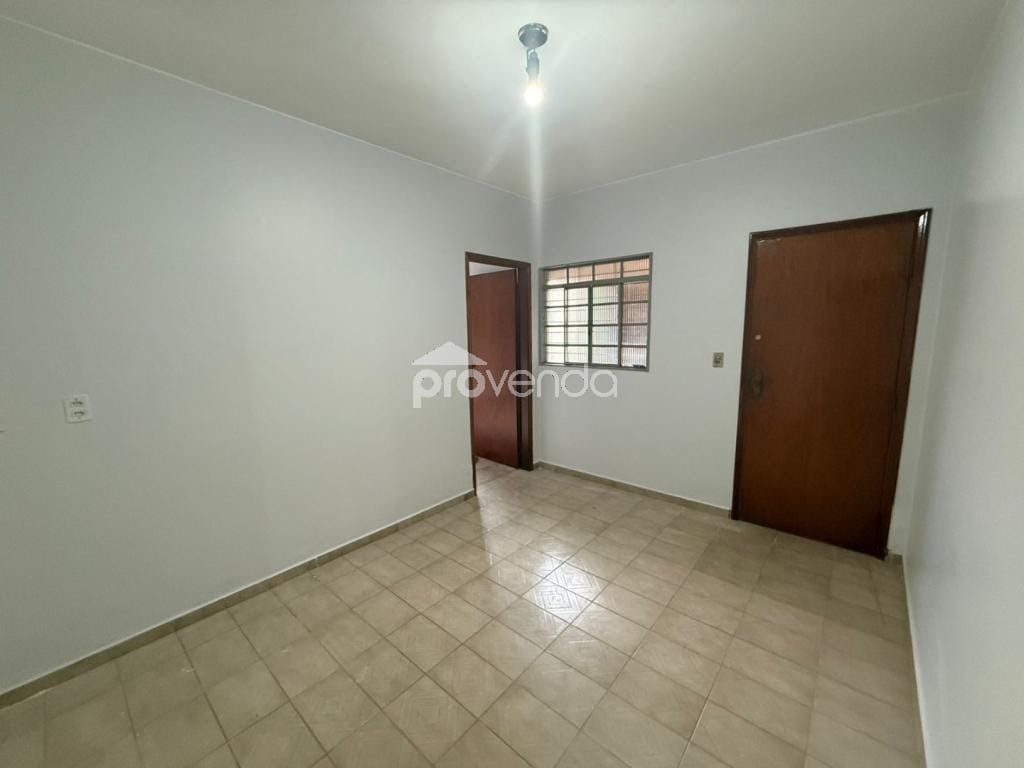 Casa, 3 quartos, 180 m² - Foto 3