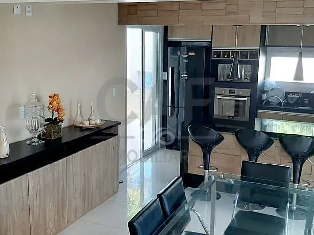 Casa com 300m² 4 quartos e 3 banheiros, à venda, no bairro Condomínio Villa Guedes  em Jaguariúna