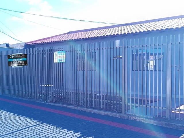 Casa com 300m² 3 quartos e 1 banheiro, à venda, no bairro Jardim Riviera em Cambé