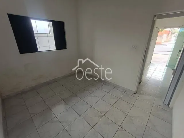 Casa com 250m² 4 quartos e 3 banheiros, à venda, no bairro Jardim das Orquídeas em Santa Bárbara D'Oeste