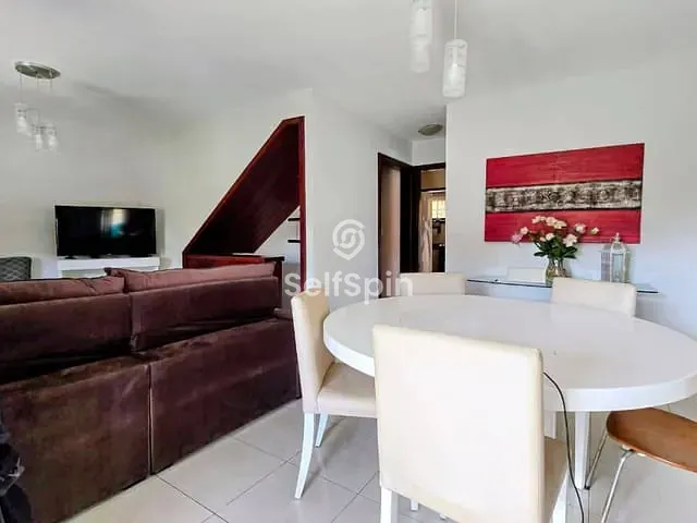 Casa com 170m² 3 quartos e 2 banheiros, para alugar, no bairro Itaipu em Niterói