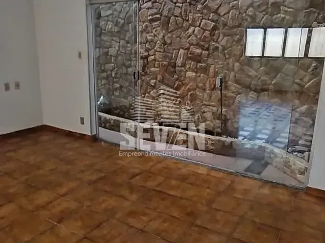 Casa com 230m² 3 quartos e 1 banheiro, à venda, no bairro Vila Gonçalves em Bauru