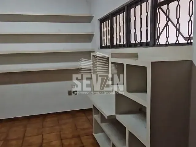 Casa com 230m² 3 quartos e 1 banheiro, à venda, no bairro Vila Gonçalves em Bauru