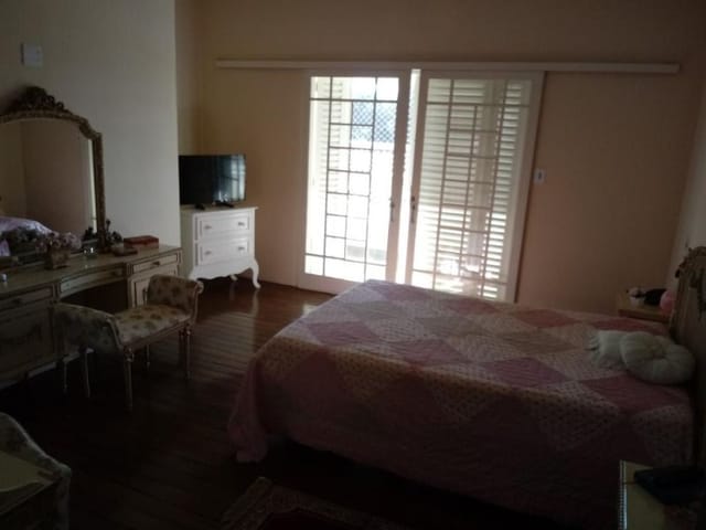 Casa com 600m² 6 quartos e 5 banheiros, à venda ou para alugar, no bairro Centro em São João da Boa Vista