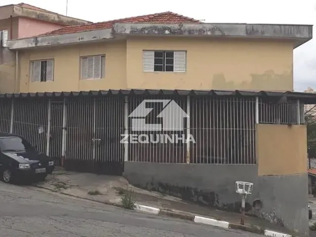 Casa com 267m² 4 quartos e 3 banheiros, para alugar, no bairro Jardim Umuarama em Osasco
