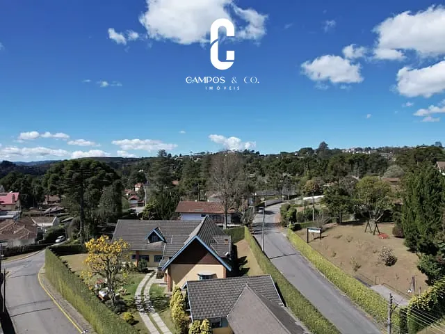 Casa com 1191m² 7 quartos e 6 banheiros, à venda, no bairro Vila Capivari em Campos do Jordão