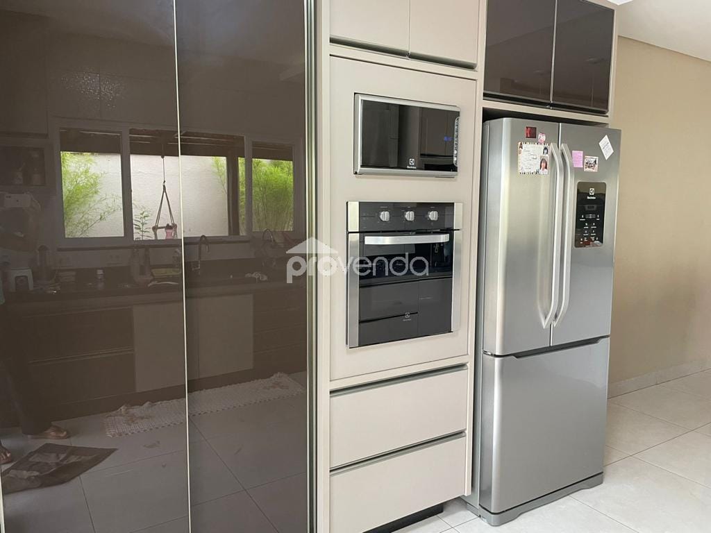 Casa, 3 quartos, 227 m² - Foto 8