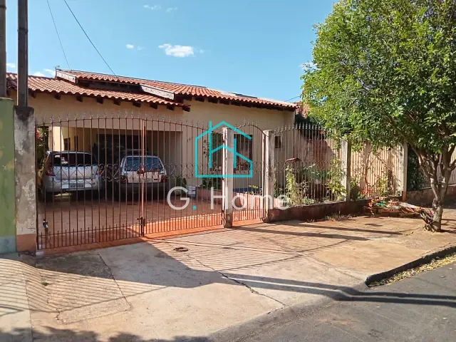 Casa com 275m² 4 quartos e 2 banheiros, à venda, no bairro Alto da Boa Vista em Londrina