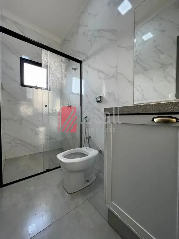Casa com 3 quartos à venda, 208m² — foto 7 de 9