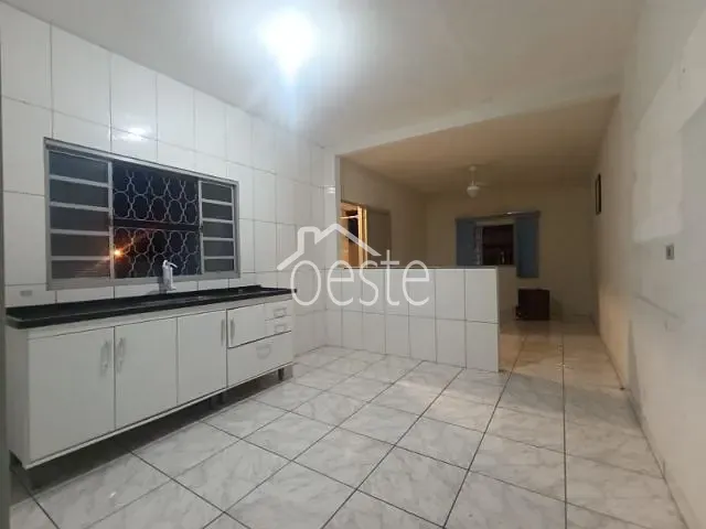 Casa com 80m² 1 quarto e 1 banheiro, para alugar, no bairro Parque Residencial São Joaquim II em Santa Bárbara D'Oeste
