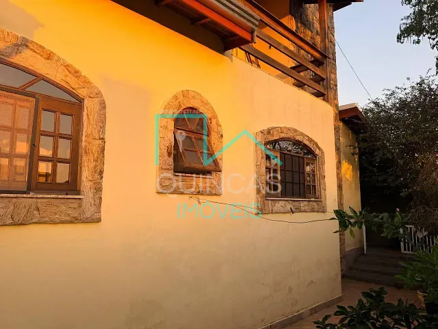 Casa com 223m² 4 quartos e 4 banheiros, à venda, no bairro Parque Residencial Eloy Chaves em Jundiaí