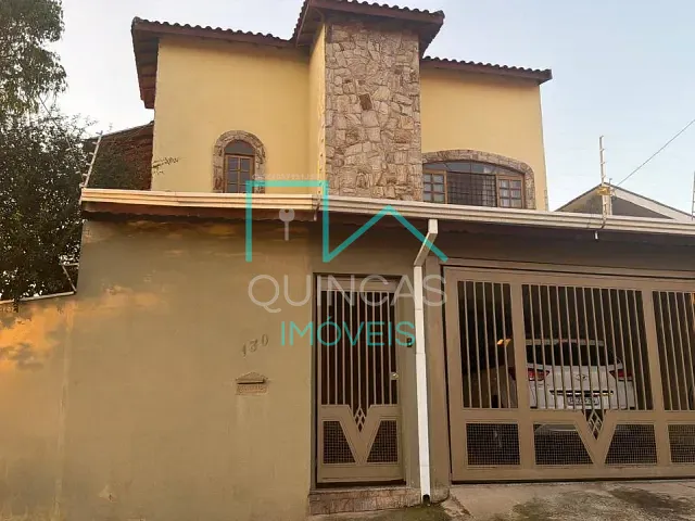 Casa com 223m² 4 quartos e 4 banheiros, à venda, no bairro Parque Residencial Eloy Chaves em Jundiaí