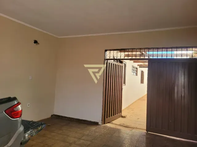 Casa com 540m² 3 quartos e 2 banheiros, à venda, no bairro Vila Monte Alegre em Ribeirão Preto