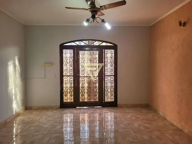 Casa com 540m² 3 quartos e 2 banheiros, à venda, no bairro Vila Monte Alegre em Ribeirão Preto
