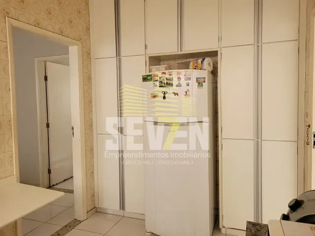 Casa com 220m² 3 quartos e 2 banheiros, à venda, no bairro Centro em Bauru