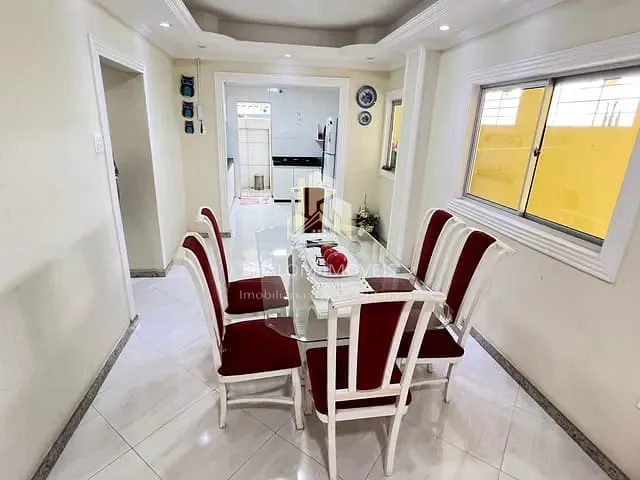 Casa com 200m² 2 quartos e 1 banheiro, à venda, no bairro Parque Xangri-Lá em Contagem