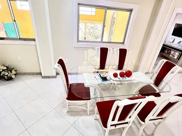 Casa com 200m² 2 quartos e 1 banheiro, à venda, no bairro Parque Xangri-Lá em Contagem