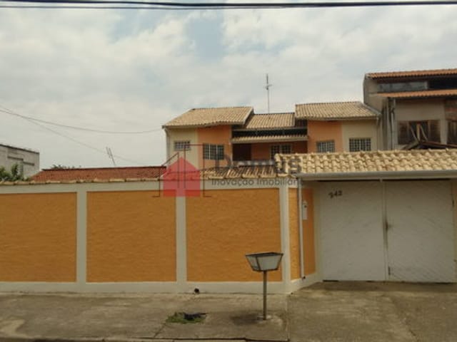 Casa com 300m², à venda, no bairro Residencial Comercial Vila Verde em Pindamonhangaba