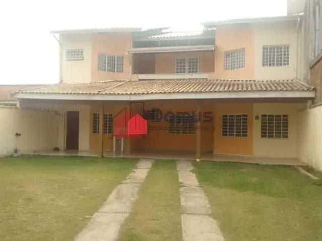 Casa com 300m², à venda, no bairro Residencial Comercial Vila Verde em Pindamonhangaba