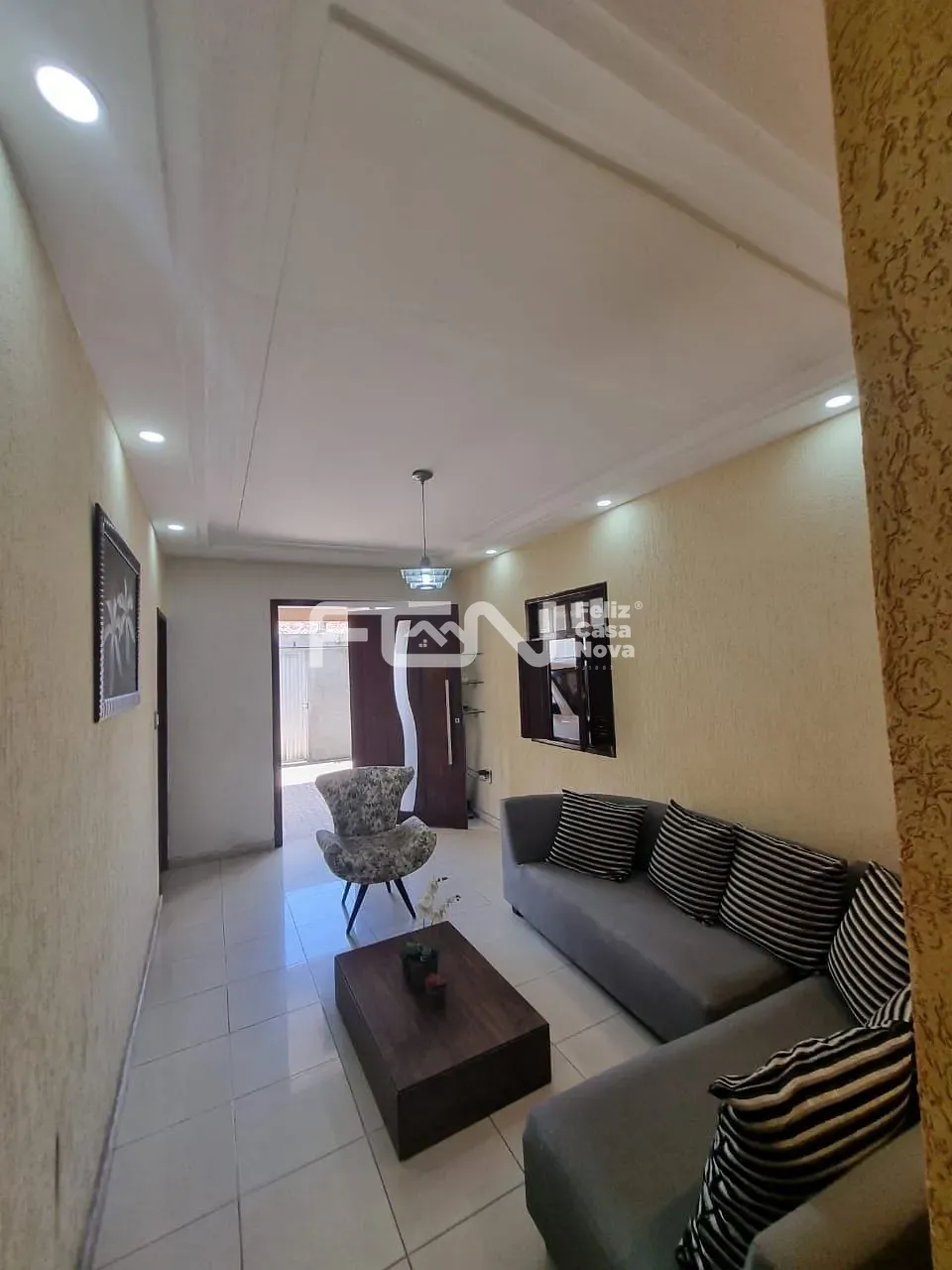 Casa, 4 quartos, 195 m² - Foto 2