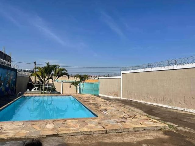 Casa com 540m² 2 quartos e 1 banheiro, à venda, no bairro Cidade Satélite Íris em Campinas