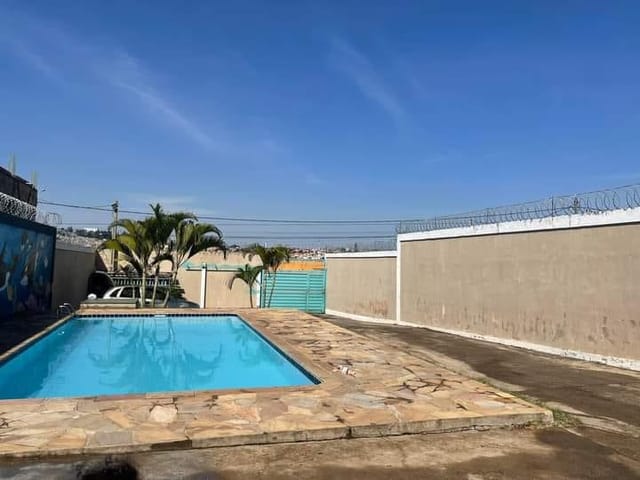Casa com 540m² 2 quartos e 1 banheiro, à venda, no bairro Cidade Satélite Íris em Campinas