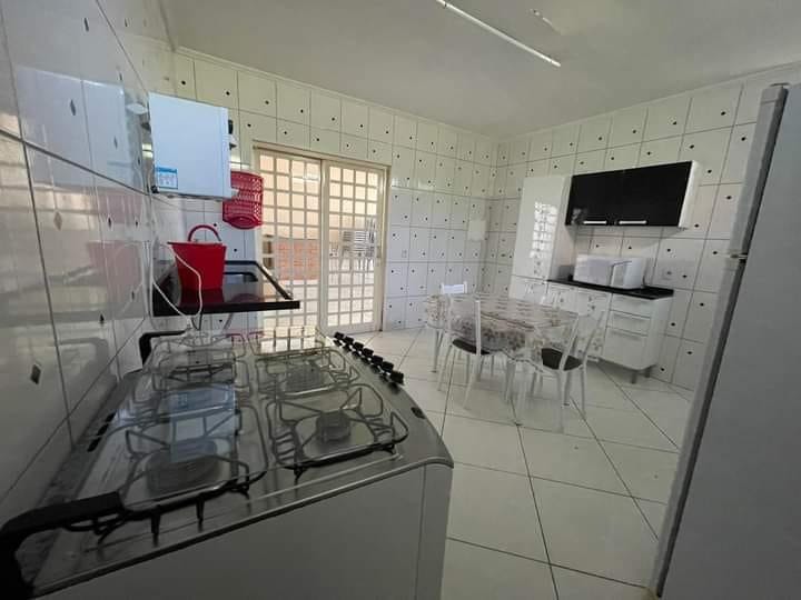 Casa à venda com 2 quartos, 200m² - Foto 9