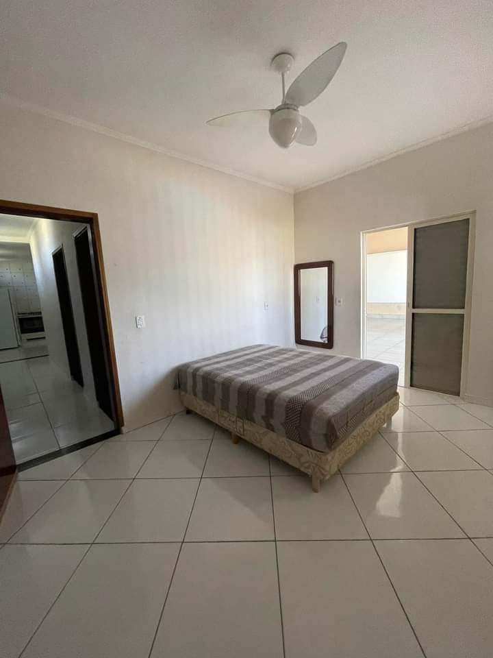 Casa à venda com 2 quartos, 200m² - Foto 6