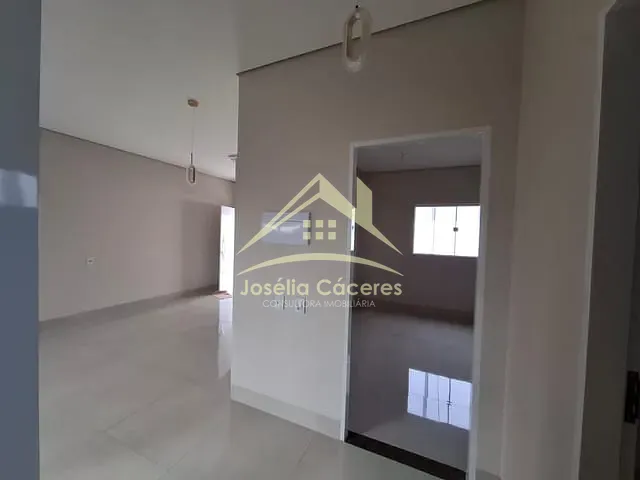Casa com 360m² 2 quartos e 2 banheiros, à venda, no bairro centro em Chapada dos Guimarães