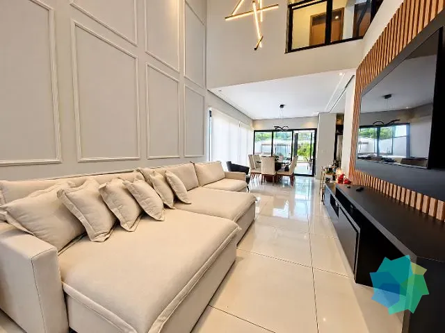 Casa com 420m² 3 quartos e 4 banheiros, para alugar, no bairro Jardim Celani em Salto