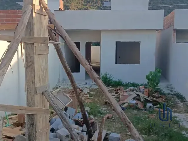 Casa 2 quartos e 2 banheiros, à venda, no bairro Santa Rita do Zarur em Volta Redonda