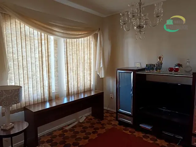 Casa com 250m² 4 quartos e 3 banheiros, à venda, no bairro Jardim Eulina em Campinas