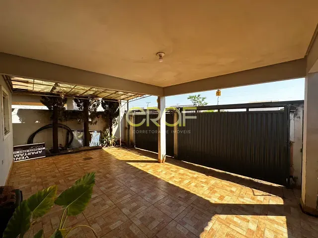 Casa 3 quartos e 4 banheiros, à venda ou para alugar, no bairro Setor Industrial II em Formosa