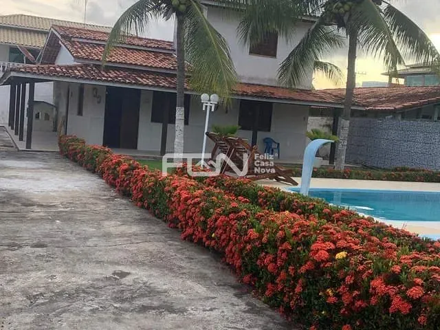 Casa com 500m² 4 quartos e 4 banheiros, para alugar, no bairro Barra do Jacuípe em Camaçari