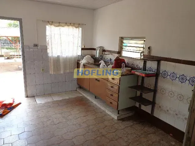 Casa com 675m² 2 quartos e 2 banheiros, à venda, no bairro Estádio em Rio Claro