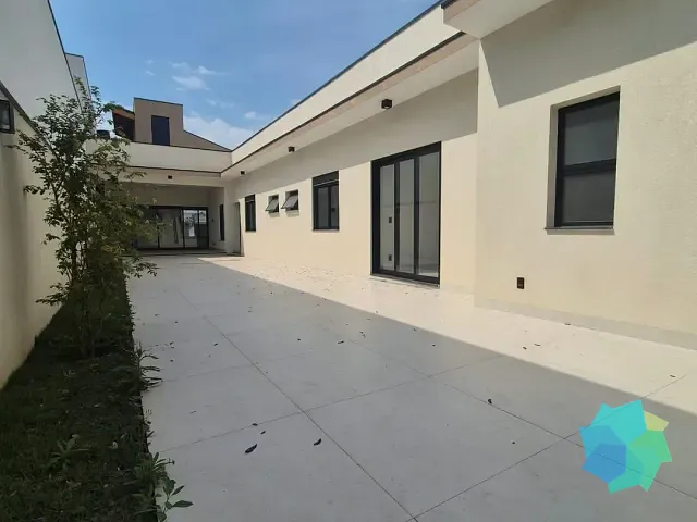 Casa 3 quartos e 4 banheiros, à venda, no bairro Residencial Costa das Areias II em Salto
