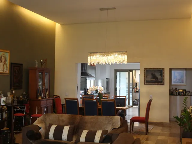 Casa com 1440m² 4 quartos e 5 banheiros, à venda, no bairro Canaã em Juatuba