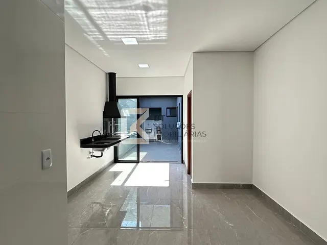 Casa com 150m² 3 quartos e 2 banheiros, à venda, no bairro Parque Residencial Sabiás em Indaiatuba
