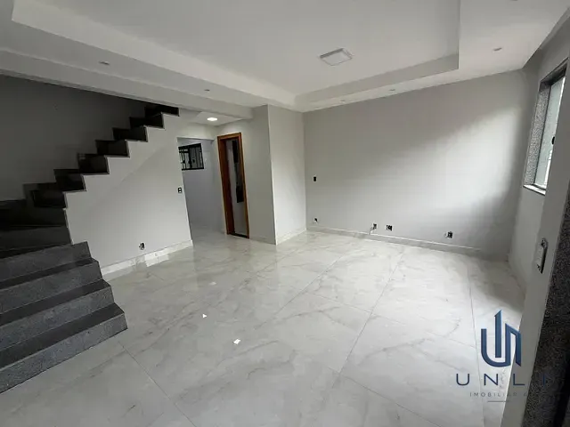 Casa 3 quartos e 3 banheiros, para alugar, no bairro Jardim Amália em Volta Redonda
