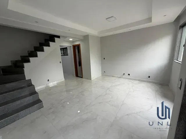 Casa 3 quartos e 3 banheiros, para alugar, no bairro Jardim Amália em Volta Redonda
