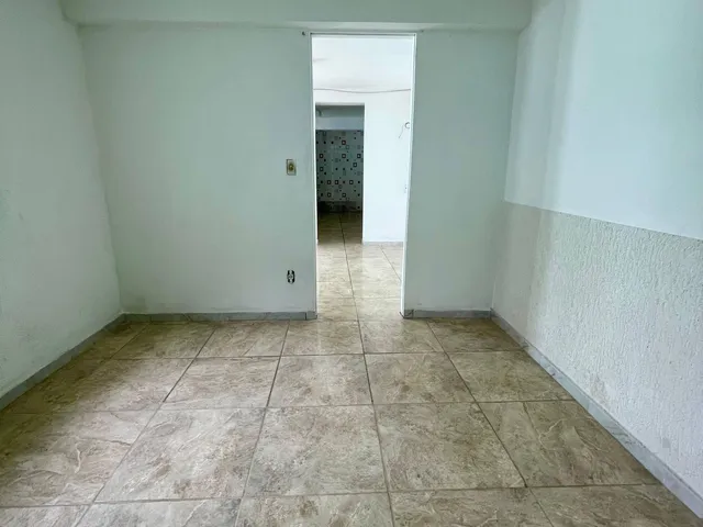 Casa 1 quarto e 1 banheiro, para alugar, no bairro Jardim Alvorada em Belo Horizonte