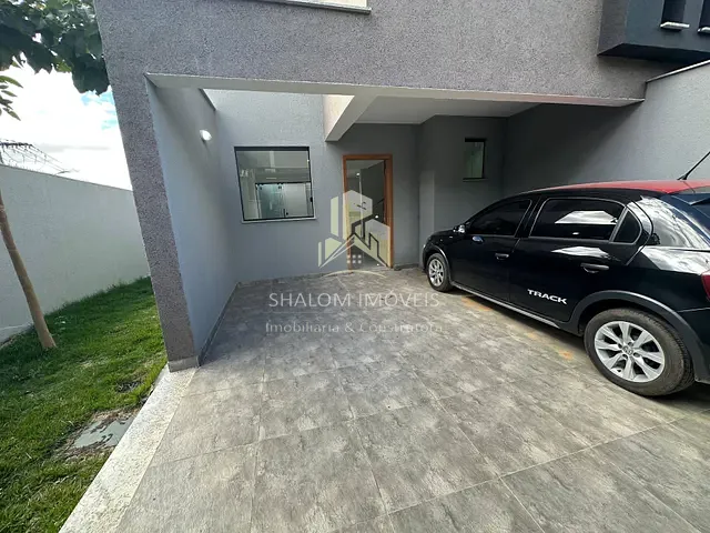 Casa com 167m² 3 quartos e 1 banheiro, à venda, no bairro Santa Mônica em Belo Horizonte