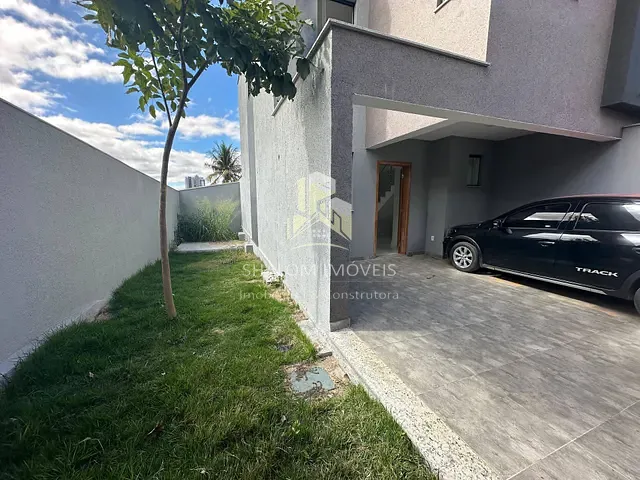 Casa com 167m² 3 quartos e 1 banheiro, à venda, no bairro Santa Mônica em Belo Horizonte