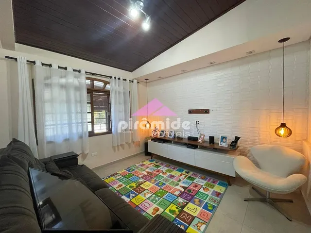 Casa com 380m² 3 quartos e 3 banheiros, à venda, no bairro Jardim Esplanada em São José Dos Campos