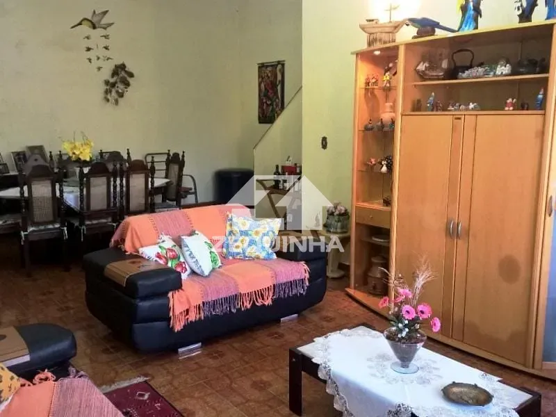 Casa, 4 quartos, 272 m² - Foto 3