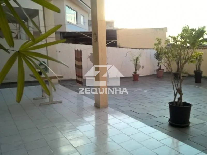 Casa, 4 quartos, 272 m² - Foto 23