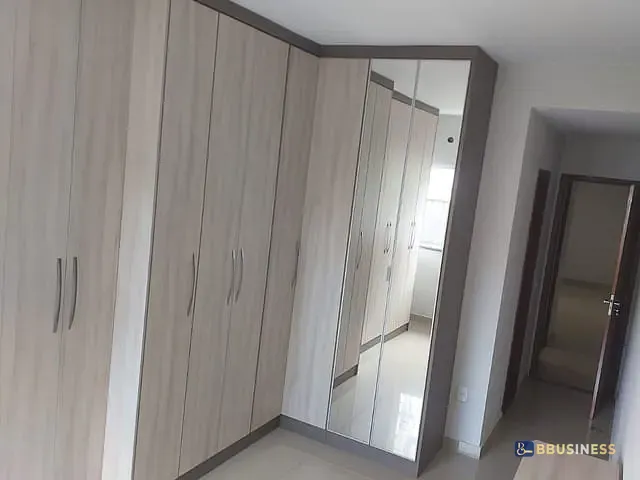 Casa com 180m² 2 quartos e 2 banheiros, à venda, no bairro Parque Jóquei Club em Campos dos Goytacazes