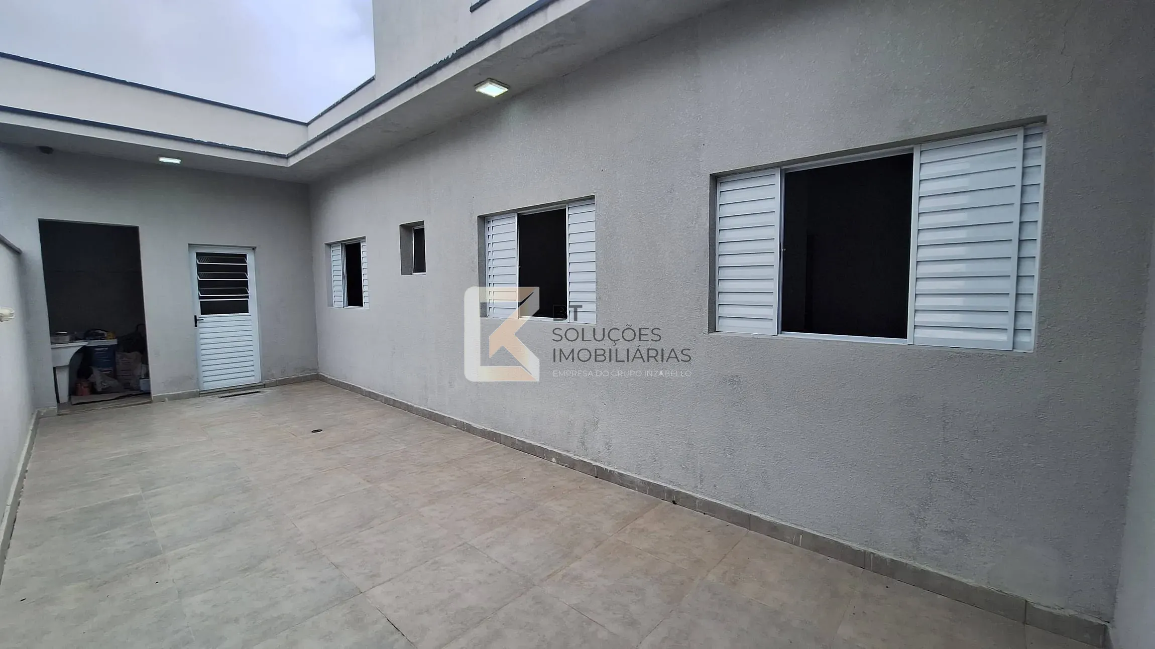 Casa, 3 quartos, 81 m² - Foto 1