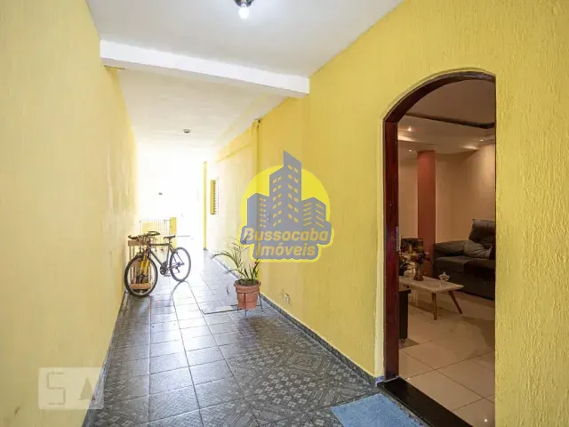 Casa 4 quartos e 3 banheiros, à venda ou para alugar, no bairro Quitaúna em Osasco