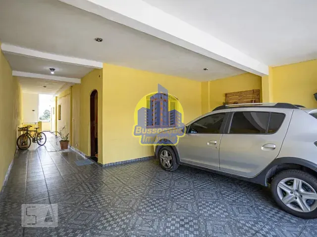 Casa 4 quartos e 3 banheiros, à venda ou para alugar, no bairro Quitaúna em Osasco